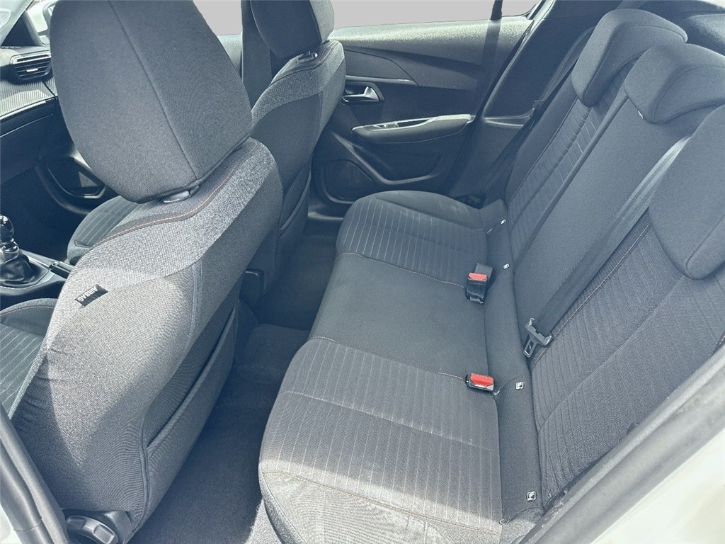 PEUGEOT 208 2022 - Image 5