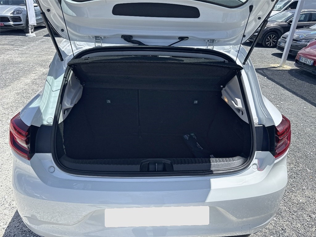 RENAULT CLIO V 2022 - Image 6