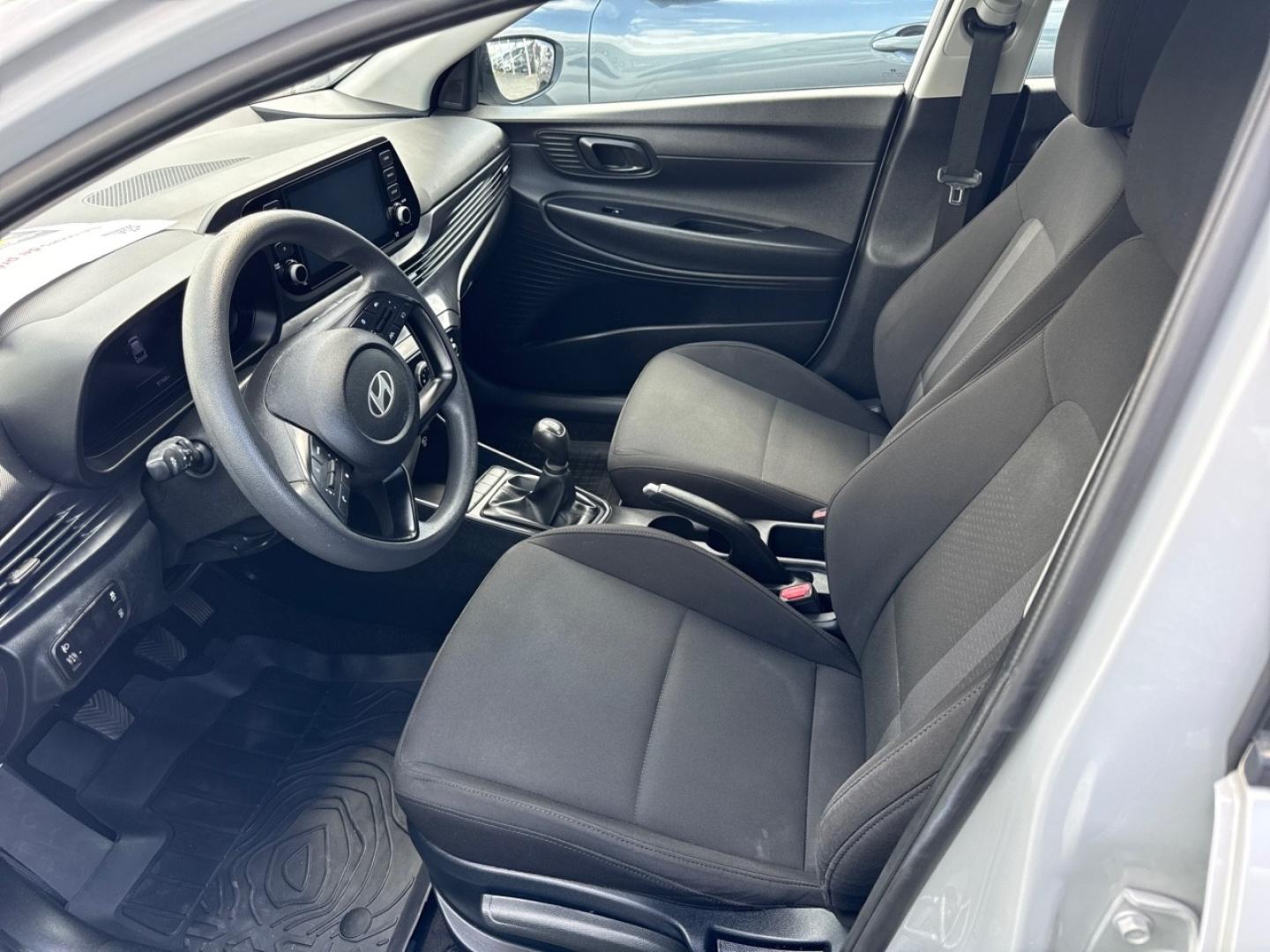 HYUNDAI i20 2023 - Image 4