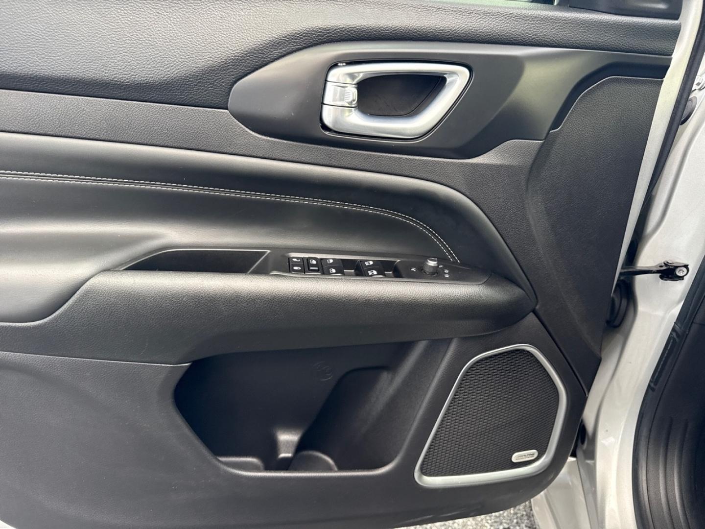 JEEP Compass 2023 - Image 5