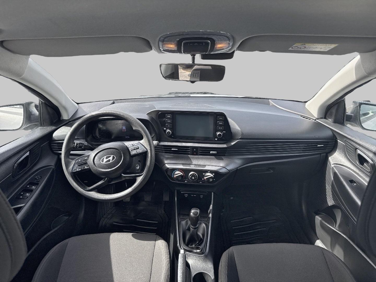 HYUNDAI i20 2023 - Image 4