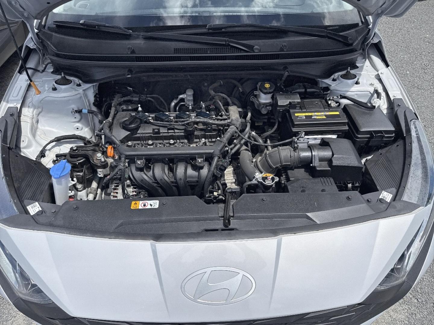 HYUNDAI i20 2023 - Image 9