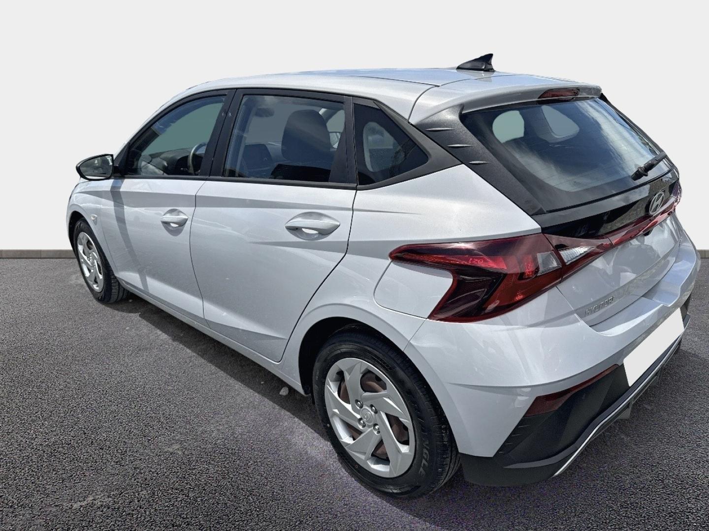 HYUNDAI i20 2023 - Image 2