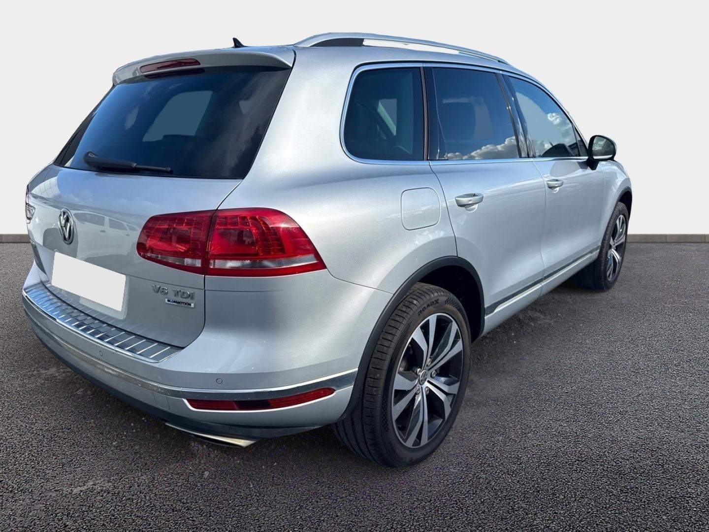 VOLKSWAGEN Touareg 2016 - Image 6